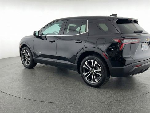 Used 2025 Chevrolet Equinox LT image 6