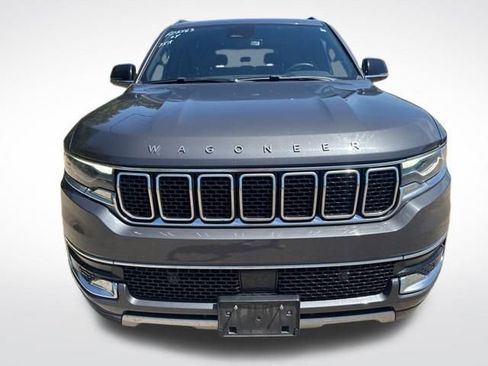 Used 2024 Jeep Wagoneer L Series II w/ Flexible Seating Group AWD/4WD image 8