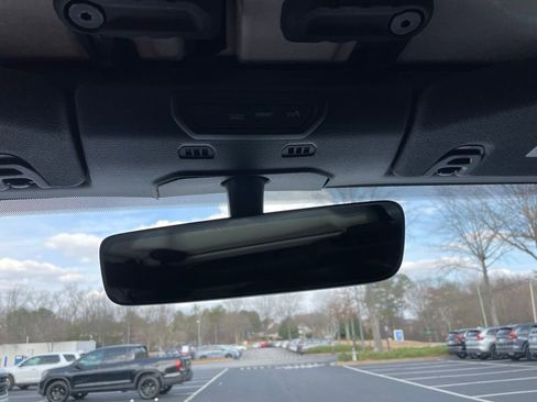 Used 2022 Jeep Gladiator Overland w/ LED Lighting Group image 16