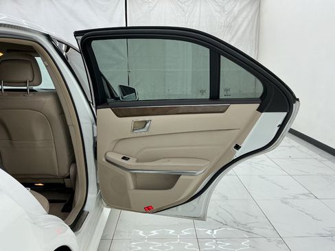 Used 2015 Mercedes-Benz E 350 4MATIC Sedan w/ Premium 1 Package image 25