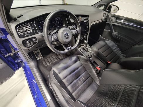 Used 2019 Volkswagen Golf R 4-Door image 28