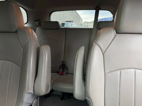 Used 2014 Buick Enclave Leather w/ Trailering Provision Package image 26