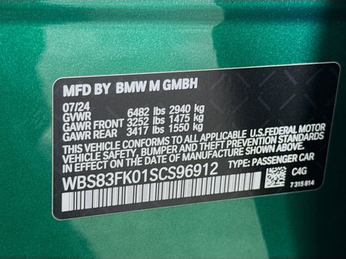 Used 2025 BMW M5 w/ Carbon Package image 33