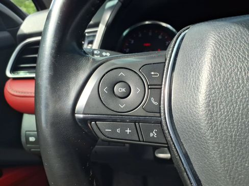 Used 2019 Toyota Camry XSE FWD image 22