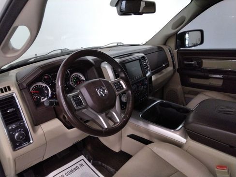 Used 2017 RAM 1500 Laramie w/ Convenience Group image 31