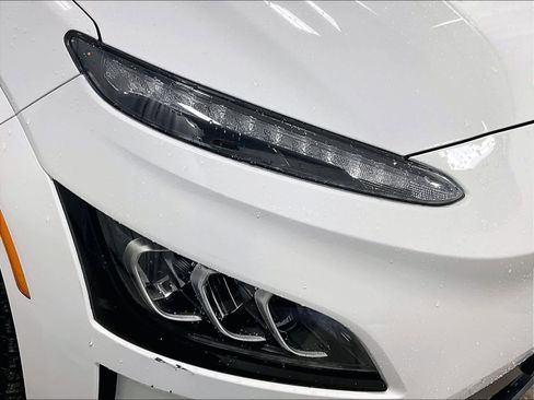 Used 2023 Hyundai Kona Limited image 33