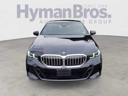 Used 2024 BMW 530i xDrive w/ M Sport Package image 8