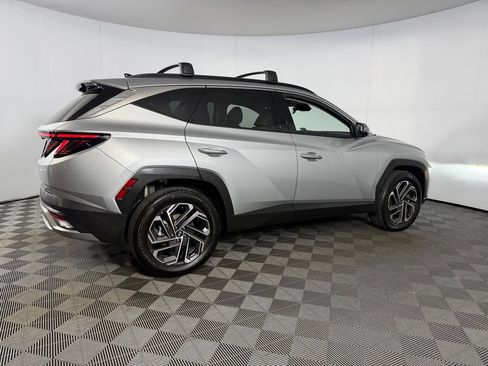 Used 2025 Hyundai Tucson Limited AWD/4WD image 6