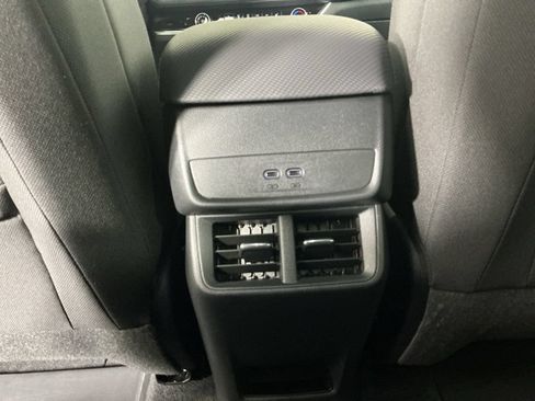 New 2027 Chevrolet Equinox LT AWD/4WD image 13