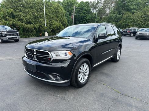 Used 2019 Dodge Durango SXT AWD/4WD image 7