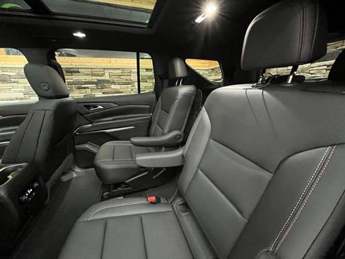 Used 2025 Chevrolet Traverse Z71 w/ Driver Confidence Package AWD/4WD image 29