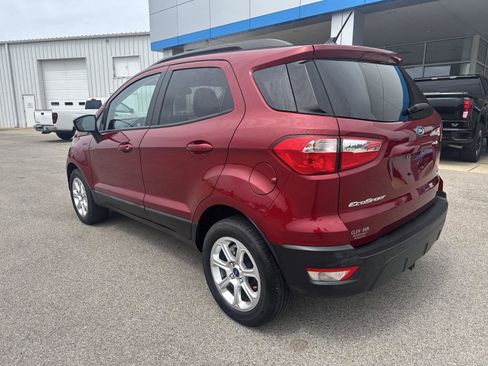 Used 2021 Ford EcoSport SE w/ SE Convenience Package image 3