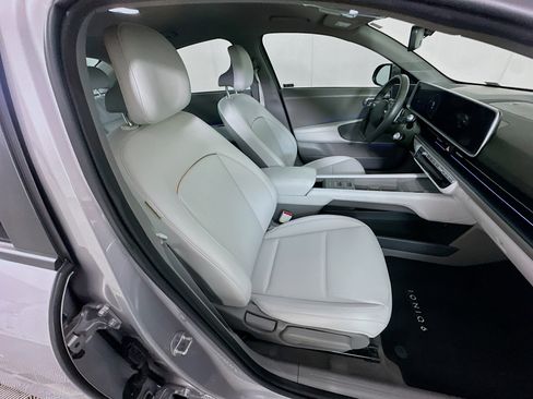 Used 2023 Hyundai Ioniq 6 SEL image 32