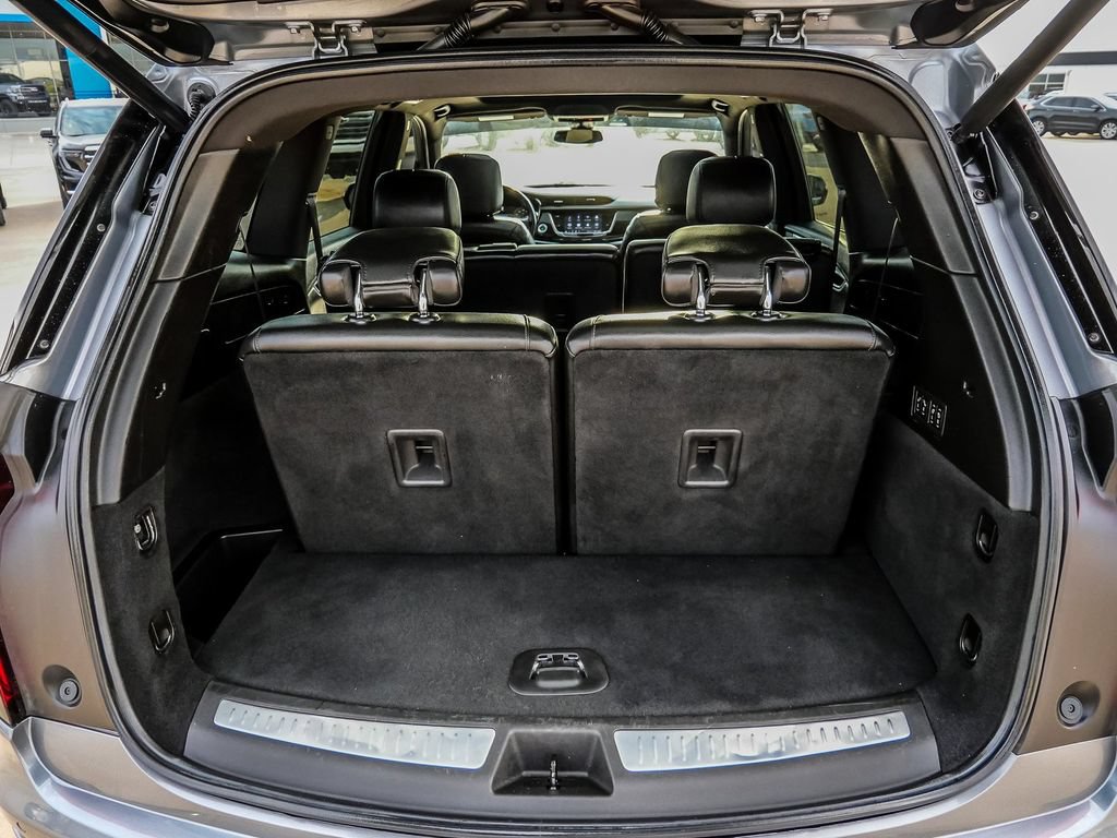 Used 2022 Cadillac XT6 Premium Luxury FWD image 14