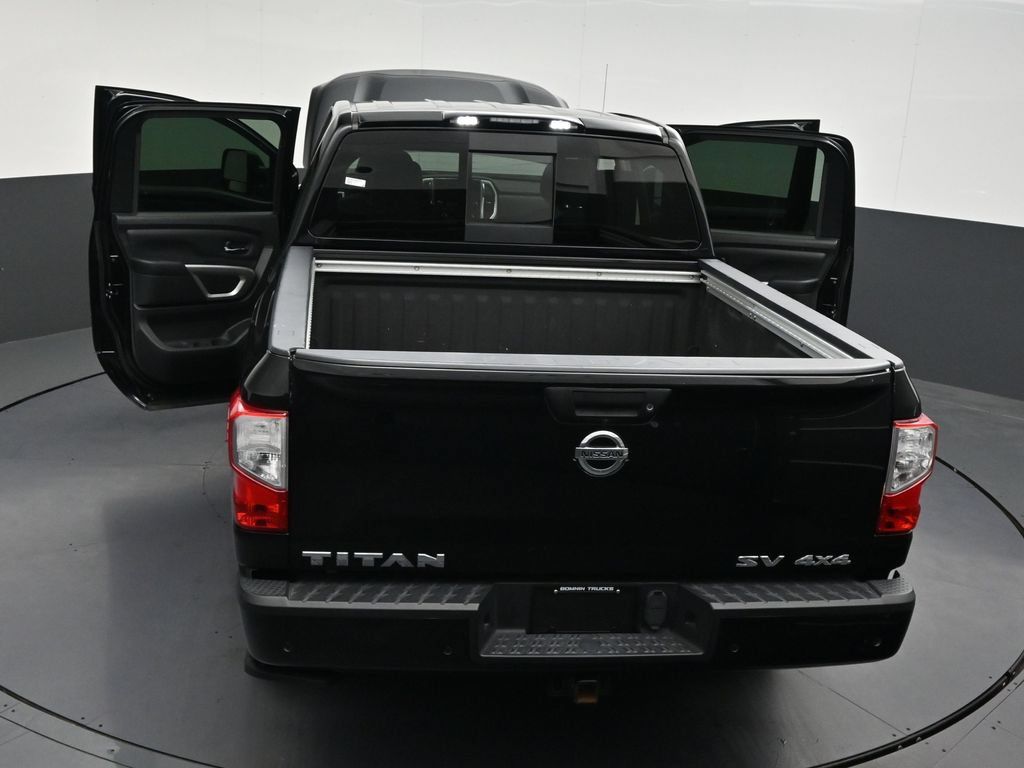Used 2021 Nissan Titan SV w/ SV Convenience Package AWD/4WD image 35