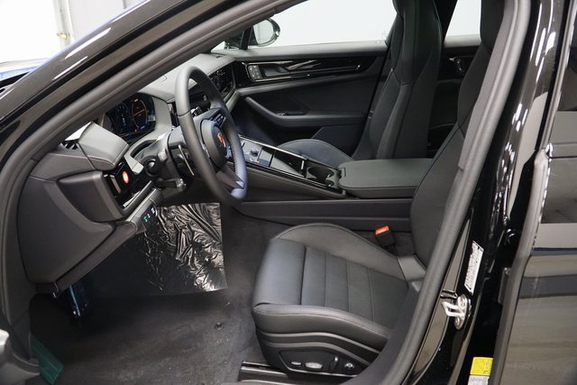 New 2026 Porsche Panamera 4 AWD/4WD image 23