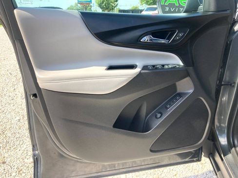 Used 2018 Chevrolet Equinox Premier w/ LPO, Cargo Package FWD image 13