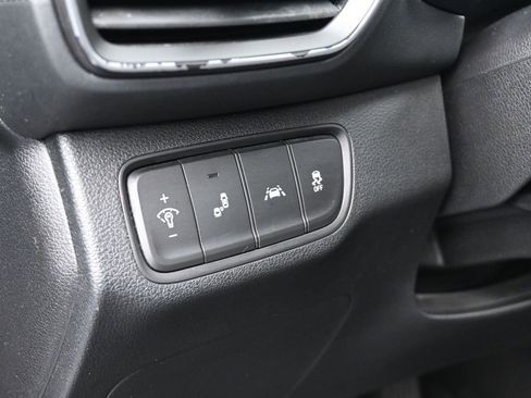 Used 2019 Hyundai Santa Fe SE w/ Cargo Package image 14