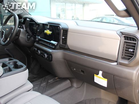 New 2026 Chevrolet Silverado 1500 LT w/ Safety Package image 27