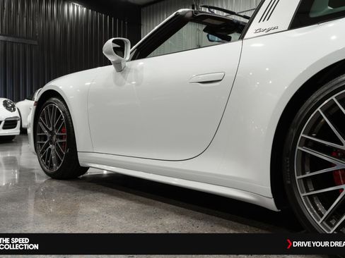 Used 2021 Porsche 911 Targa 4S image 54