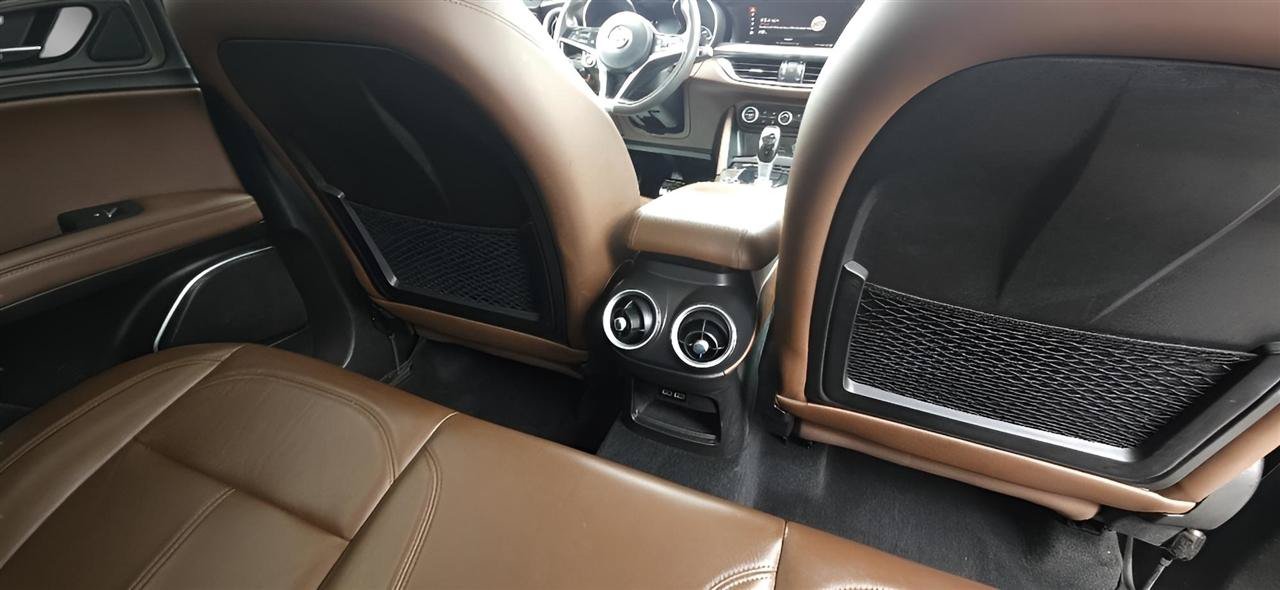 Used 2018 Alfa Romeo Stelvio Ti AWD/4WD image 39