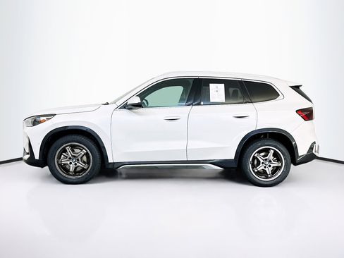 Used 2025 BMW X1 xDrive28i image 4
