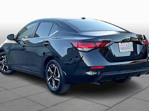 Certified 2025 Nissan Sentra SV image 11