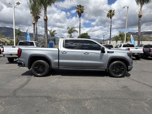 Used 2024 GMC Sierra 1500 Elevation AWD/4WD image 9