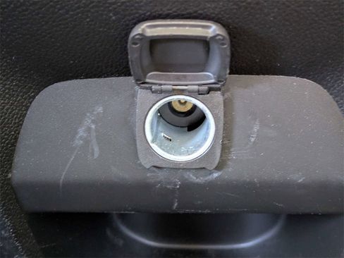 Used 2015 Chevrolet Colorado W/T w/ WT Convenience Package image 15