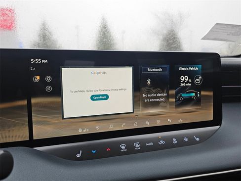 New 2026 Nissan Leaf Platinum+ image 21