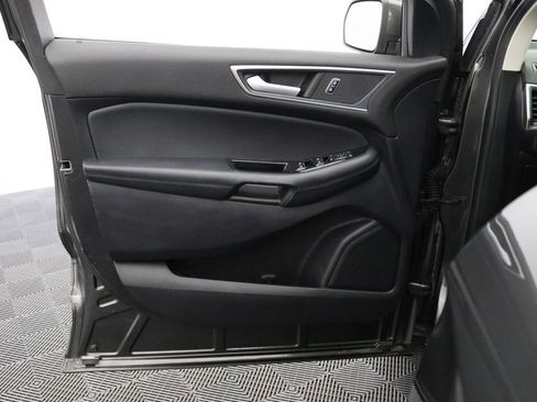 Used 2019 Ford Edge SEL w/ Equipment Group 201A AWD/4WD image 11