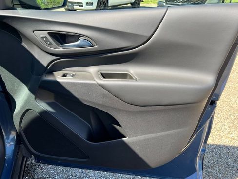 Used 2024 Chevrolet Equinox LT FWD image 11