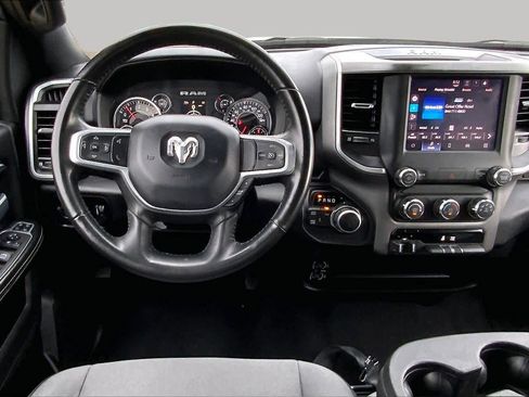 Used 2024 RAM 2500 Big Horn AWD/4WD image 6