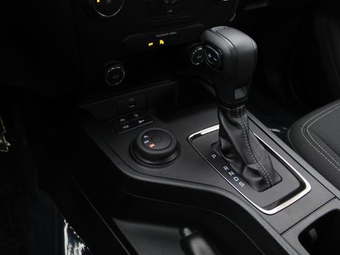 Used 2019 Ford Ranger XL w/ Equipment Group 101A Mid image 18