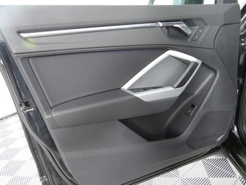 Used 2021 Audi Q3 2.0T Premium Plus w/ Premium Plus Package image 39