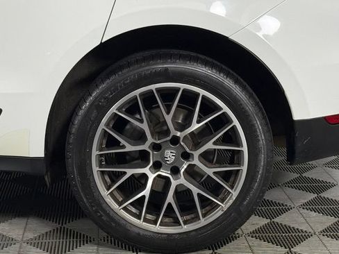 Used 2017 Porsche Macan S AWD/4WD image 14