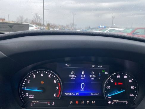 Used 2020 Ford Explorer XLT w/ Equipment Group 202A image 17