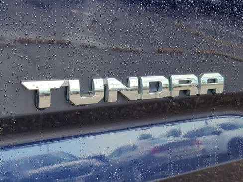 Used 2022 Toyota Tundra Limited w/ Power Package AWD/4WD image 41