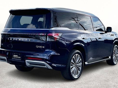 Certified 2025 INFINITI QX80 Sensory image 2