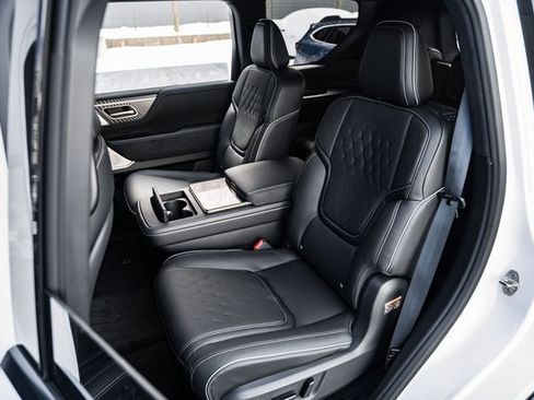 New 2026 INFINITI QX80 Autograph image 12