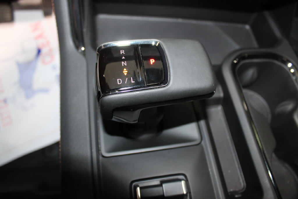 Used 2025 GMC Sierra 1500 AT4 w/ AT4 Premium Package AWD/4WD image 43