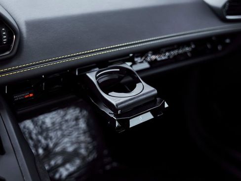 Used 2021 Lamborghini Huracan EVO image 69