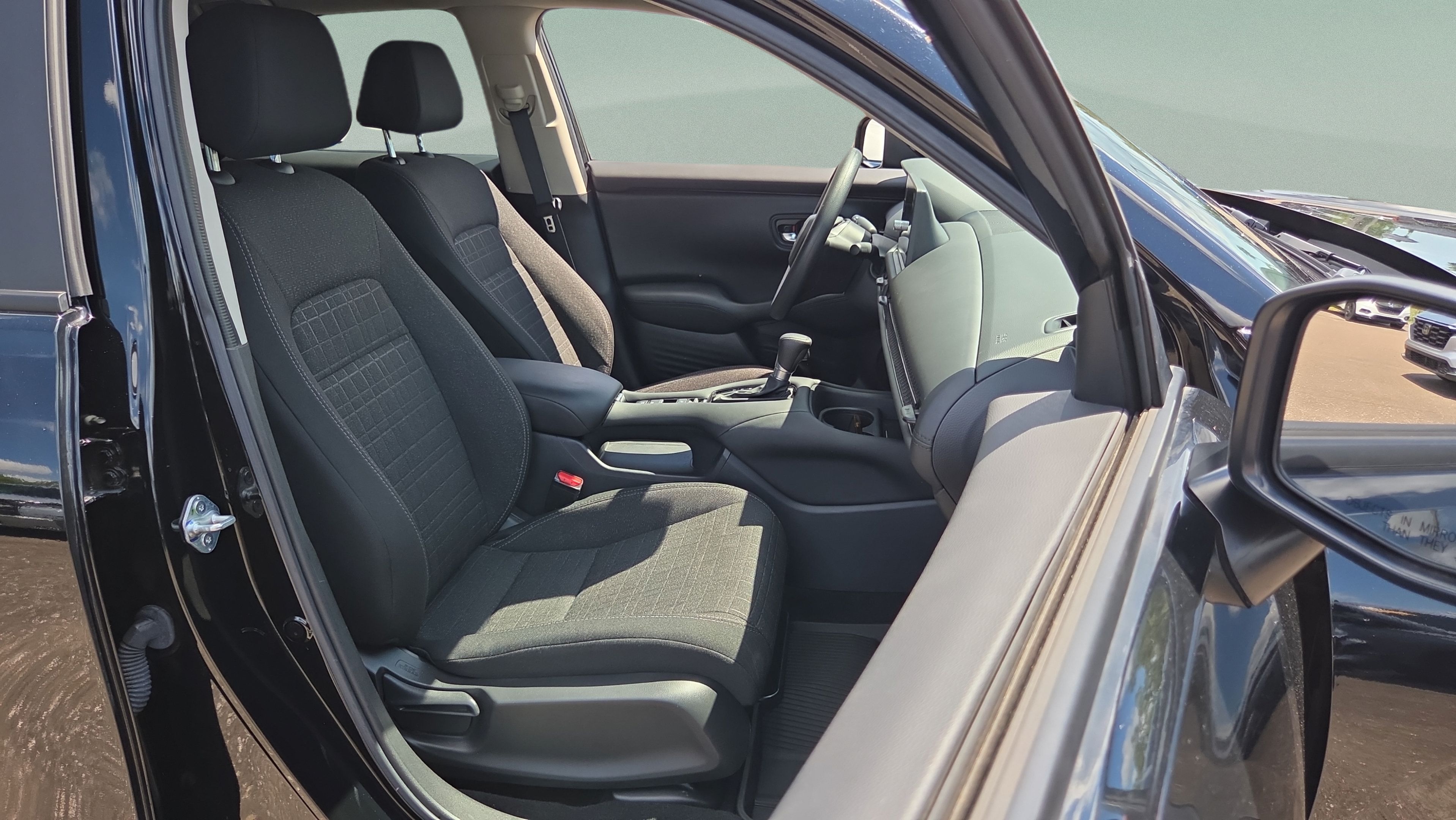 Certified 2026 Honda HR-V LX image 19