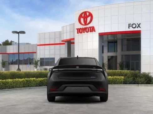New 2026 Toyota Prius Plug-In Hybrid FWD image 8