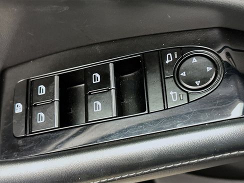 Used 2024 MAZDA CX-30 AWD 2.5 S w/ Select Sport Pkg image 15