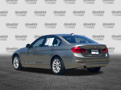 Used 2018 BMW 320i Sedan w/ Convenience Package RWD image 7