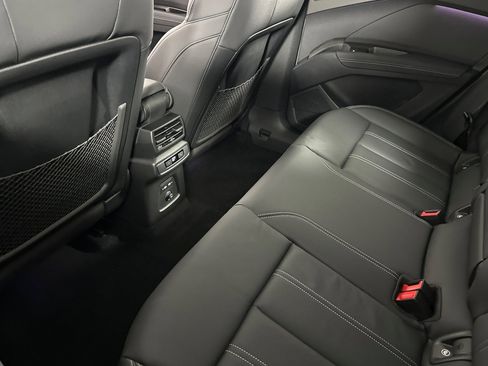 Certified 2025 Audi Q4 e-tron Premium Plus w/ Premium Plus image 11