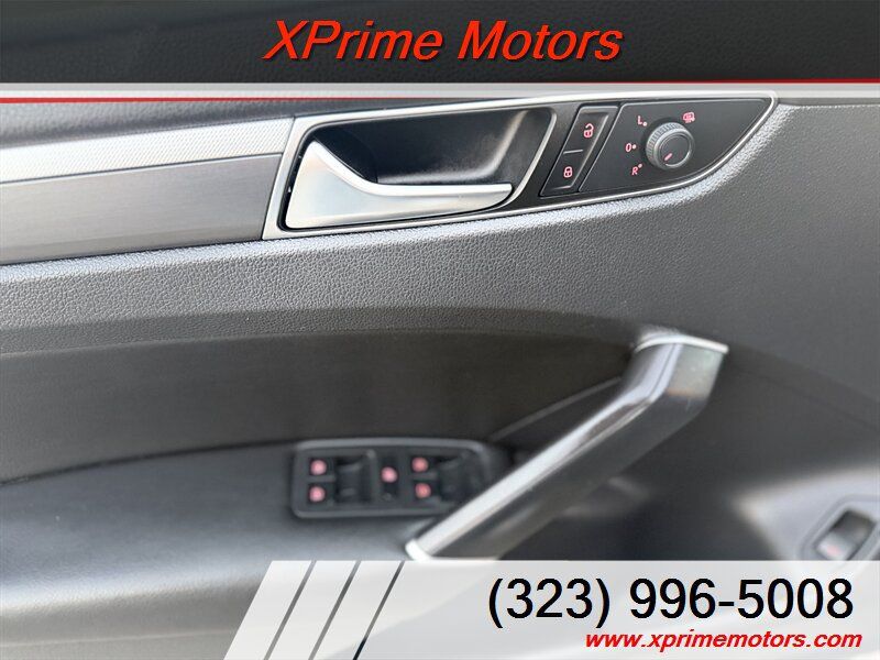 Used 2018 Volkswagen Passat 2.0T R-Line FWD image 12