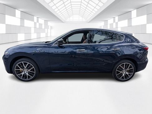 Used 2022 Maserati Levante GT AWD/4WD image 4