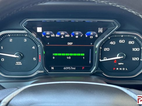 Used 2022 GMC Sierra 3500 Denali w/ Denali Ultimate Package image 31